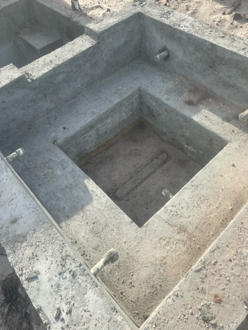 Pool foundation construction